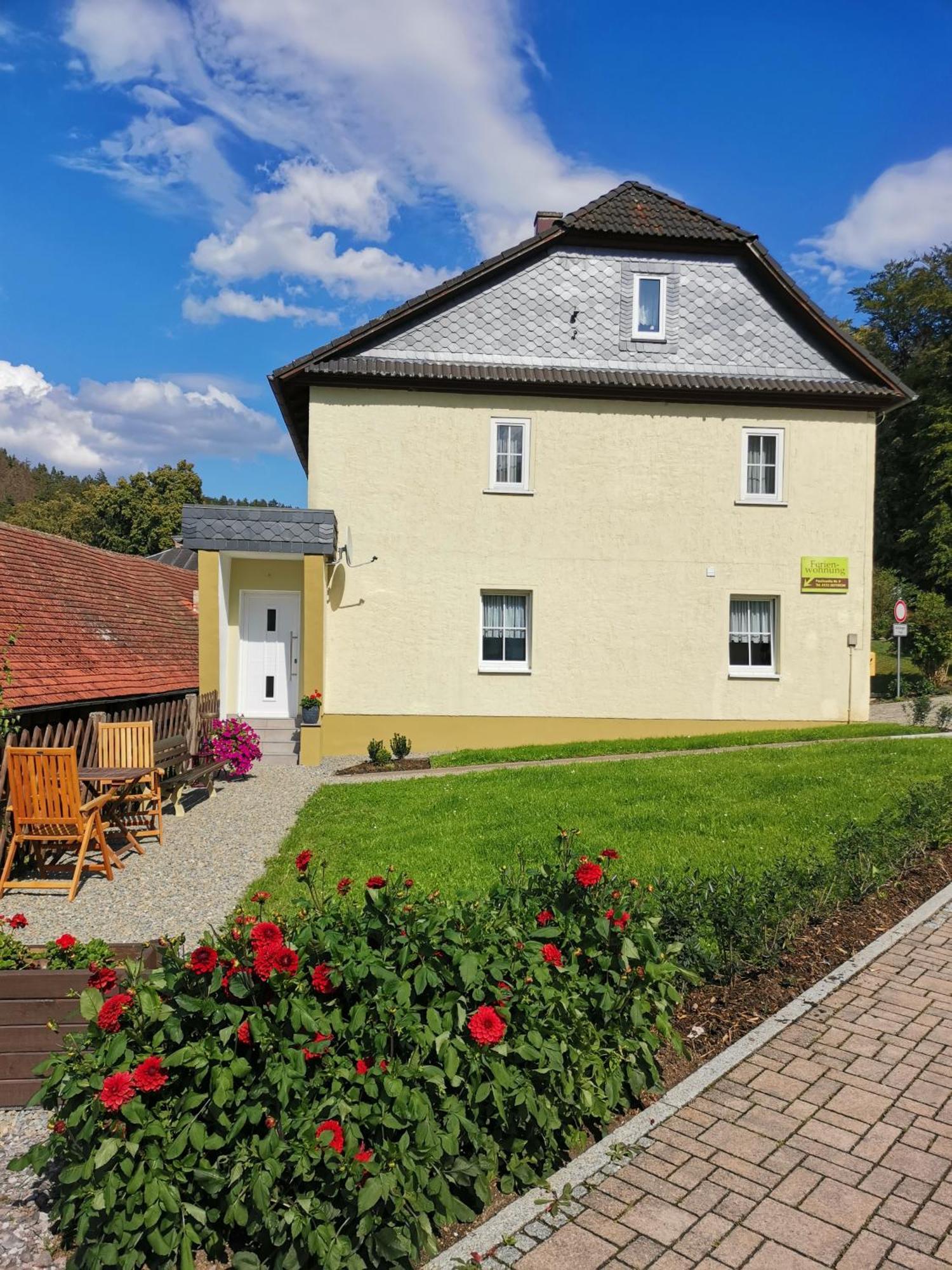 Ferienwohnung Paulinzella 9 Inklusive Parkplatz Und Wlan Exterior foto